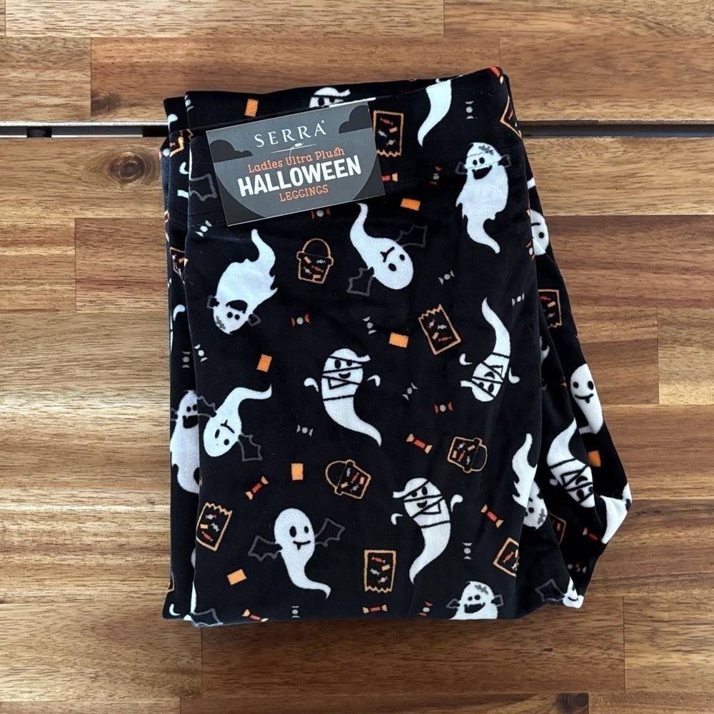 New Serra Ultra Plush Halloween Ghost Candy Leggings. Black. Women's Size Medium